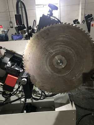 LDX-020A Machine de meulage automatique de lames de scie pour le travail du bois